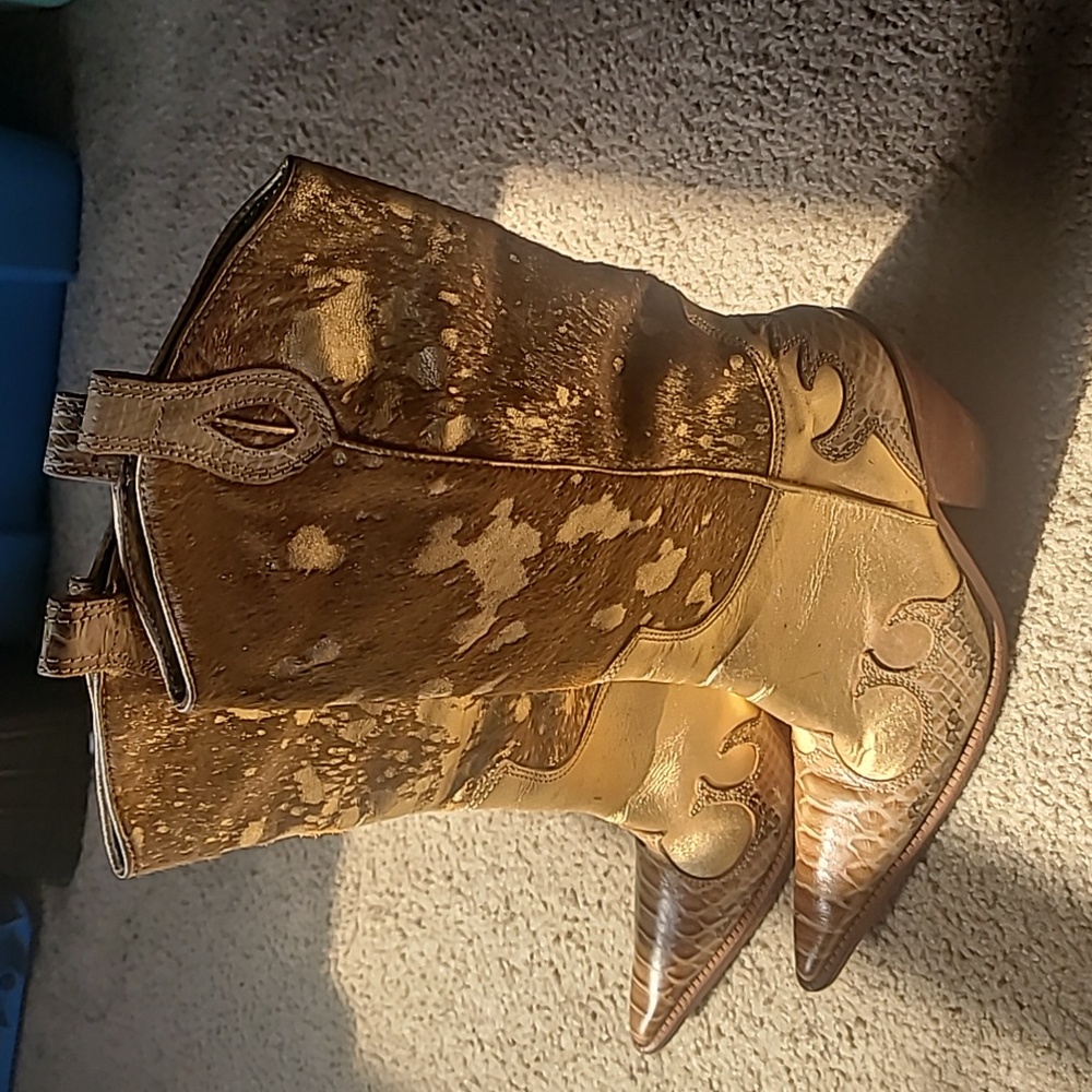 Para Raio gold boots